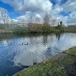 Marine Viewing 2 Bedrooms Flat